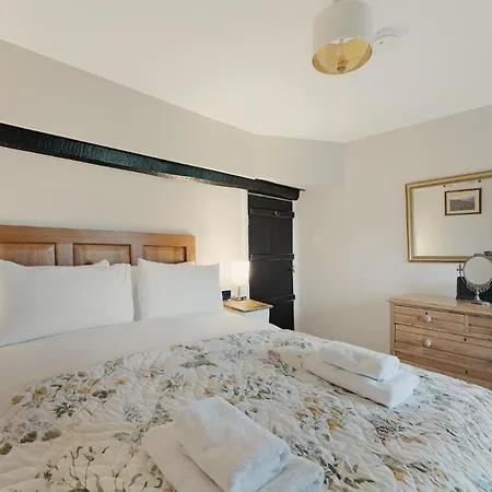 Hébergement de vacances 3 Bed In Oc-lr202 Chapel Stile